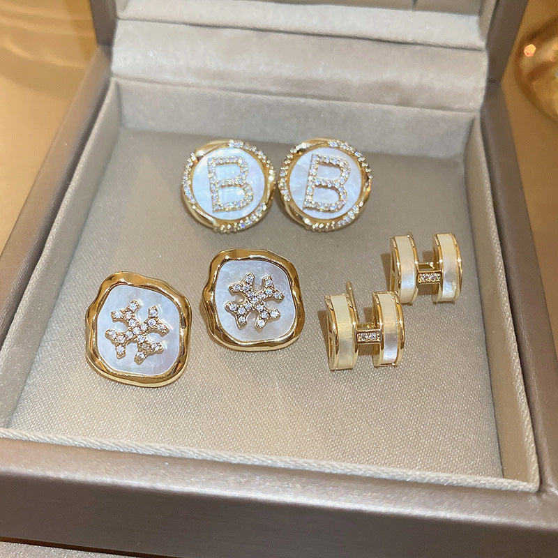 South Korea high-class sense of light luxury earrings